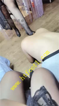 2nkoawxy33f.jpg