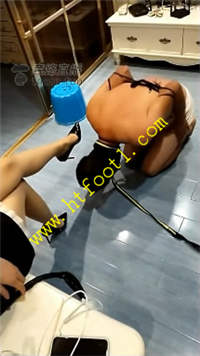 2tlmmdymqsx.jpg