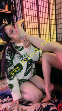 erqtmlg5f2a.jpg