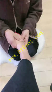 xcsgcd3tneh.jpg