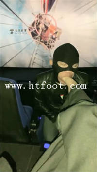 1545bbyphmf.jpg