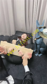 z4dpr0brw3a.jpg