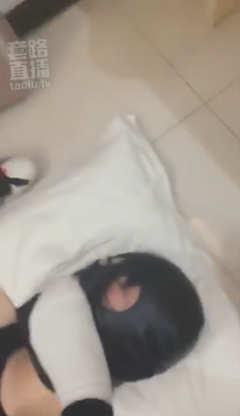 30tnndaug00.jpg