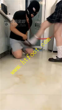 4hcah2o1p4h.jpg