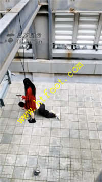 ckaci4hft4u.jpg
