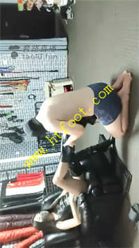 rwg4xertxkk.jpg