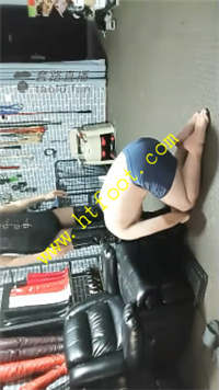 32j0w2kzivx.jpg