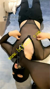 qcnqfs4g31x.jpg