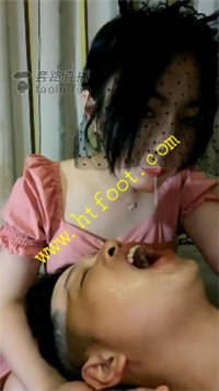1rseyeptkt4.jpg