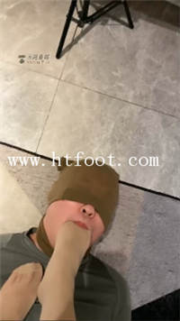 dqcckuz1iy0.jpg