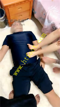 4nhc5juzq03.jpg