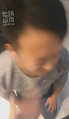 1m0zvz1ld1l.jpg