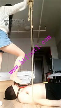 ja05l2gd1yc.jpg