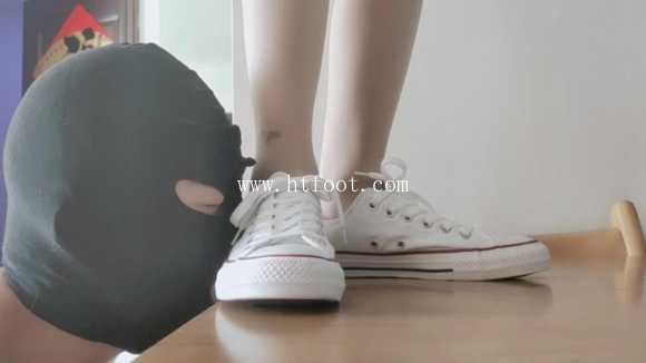 gh0miz3105u.jpg