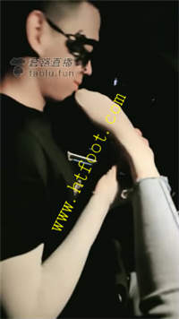 iva3hmawfo5.jpg