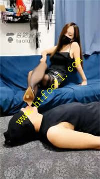 wjjx4s40thf.jpg