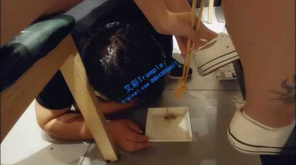 m24uam0mcka.jpg