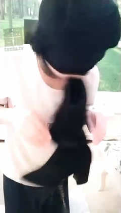 s1kbpv4j1z1.jpg