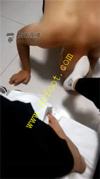 5yy2eohthm3.jpg