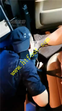 vo4ciwfgq45.jpg