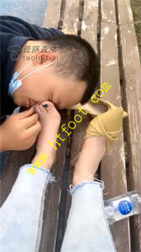 tbrucox0tf1.jpg