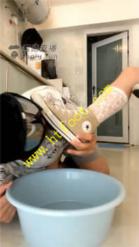 ryds3k12xrq.jpg