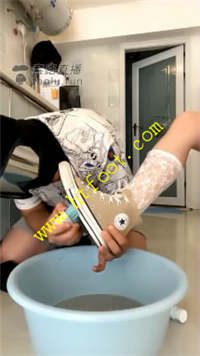 dxnysiunb13.jpg