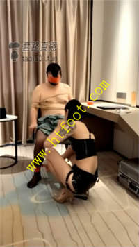 215hft302xw.jpg