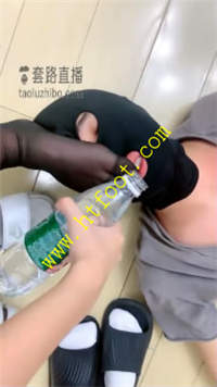 w1l3chlgird.jpg