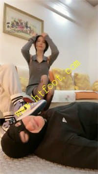 hmxvf32wq3x.jpg