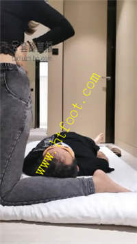 qknyvmo1fof.jpg
