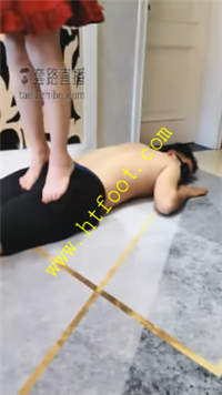 yqsqexkrszr.jpg