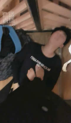 4nmu1hllapc.jpg