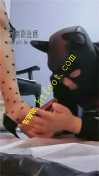 lwodcrl2d2c.jpg