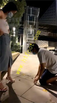 zeu3koeum1s.jpg