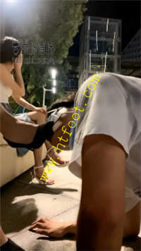 h3zlgexg3ry.jpg