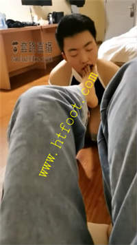 mczk1axsf01.jpg
