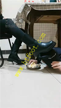 yvxrjk0lhpk.jpg