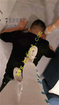 vep5idsmzgd.jpg