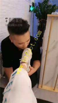 jriw4pdnem2.jpg
