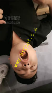 54kdh51mg3j.jpg