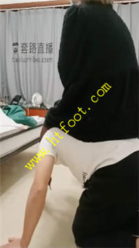 3qx4rmbyus4.jpg