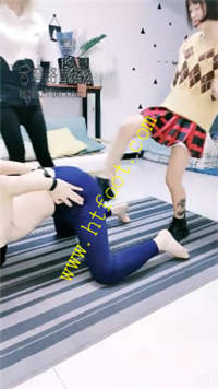 1itvzvendbj.jpg