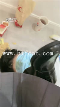 1p055dqmqxz.jpg