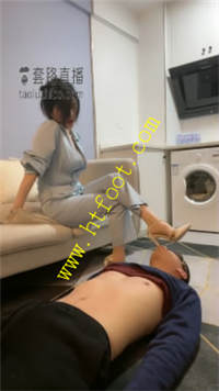 l2h0hdclp55.jpg