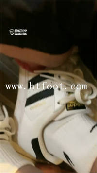 w2hhcqe01by.jpg