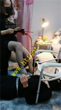 r0qnr4q5cwv.jpg