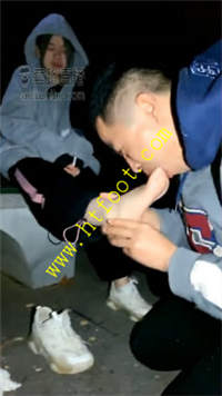 4hhlplr0ahe.jpg