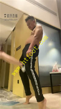 s00m1rwltwk.jpg