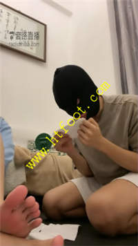 y2tvt5upi4c.jpg